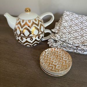 Beautiful tea set and cotton napkins